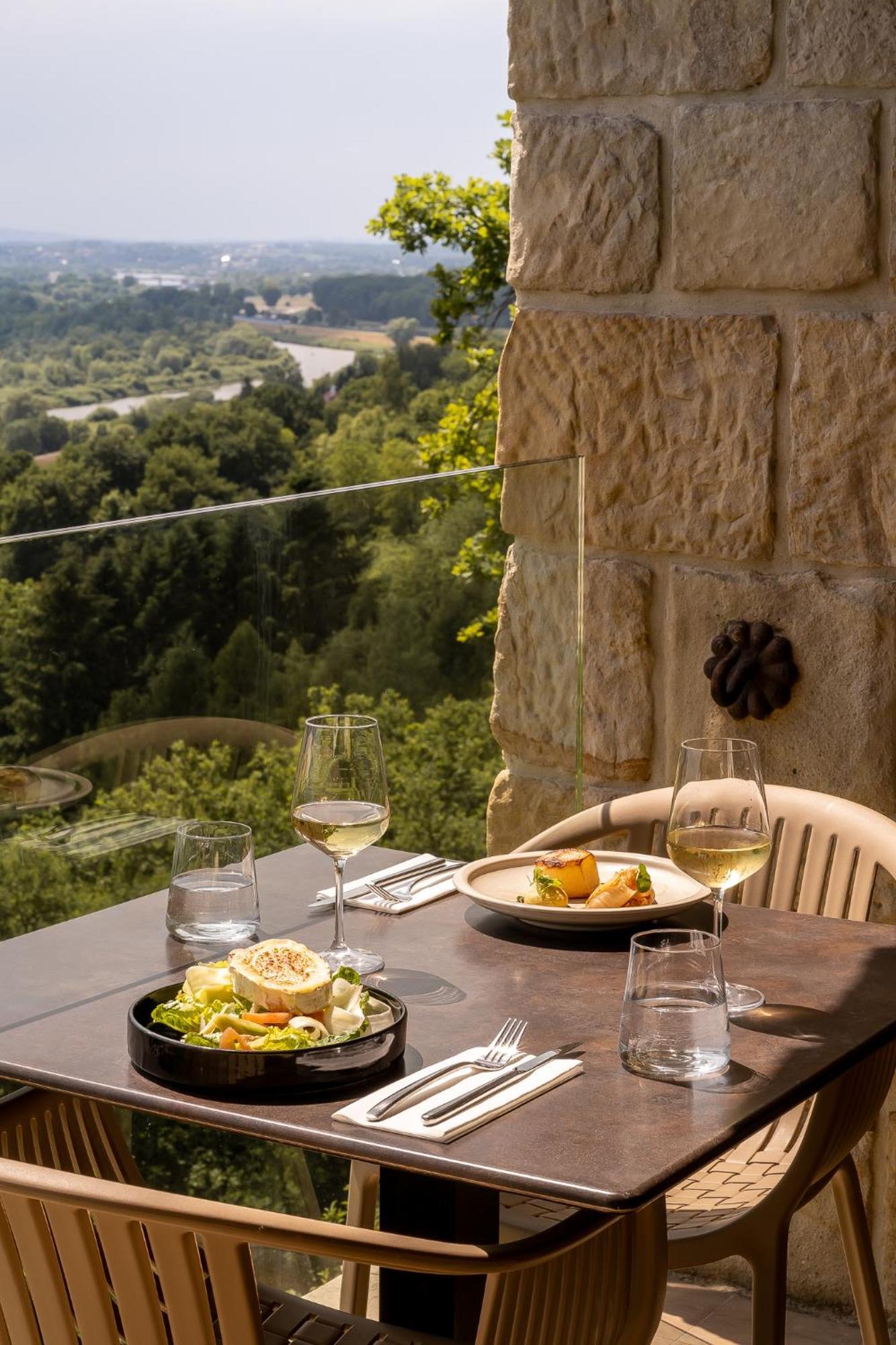 Hotel Forest 4*